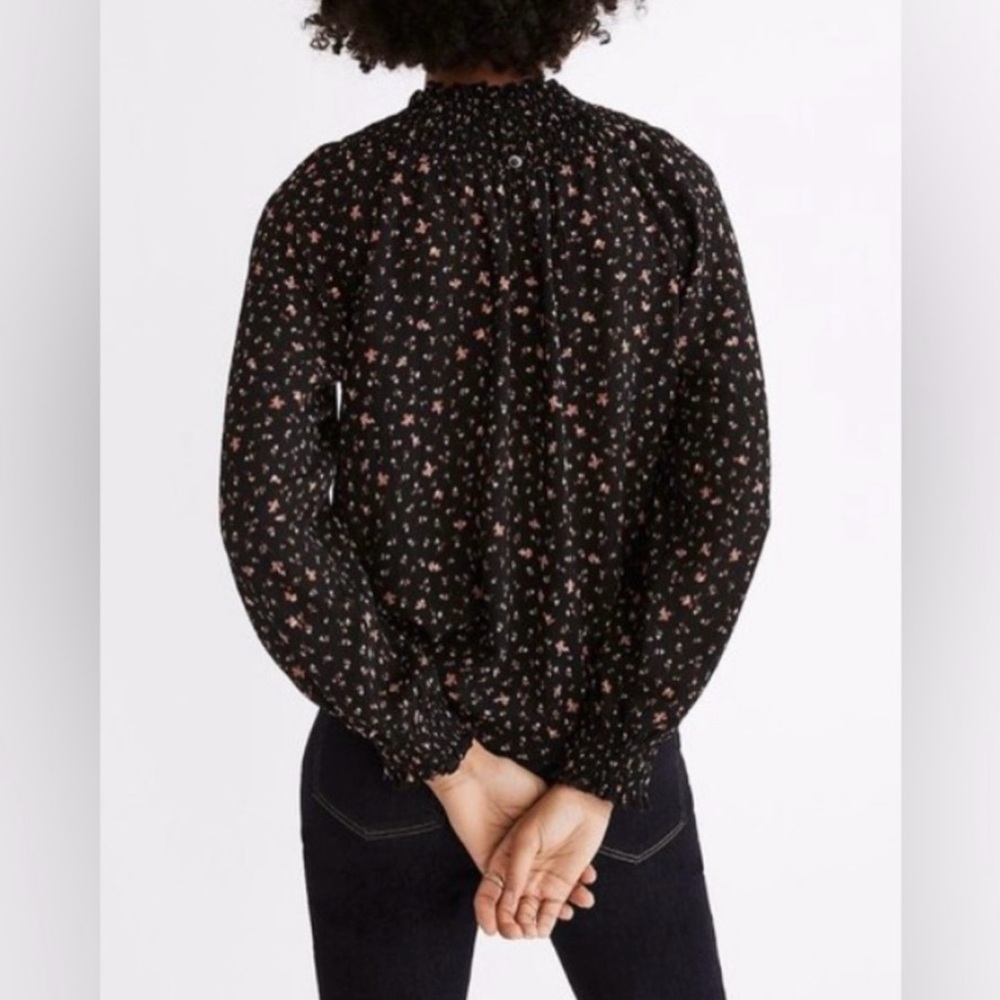 Madewell | Women’s black floral smocked mock neck/sleeve hem shirt size L - Picture 3 of 16